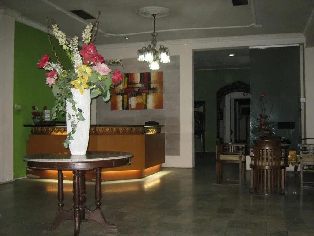 Le Paradis Hotel — фото 1