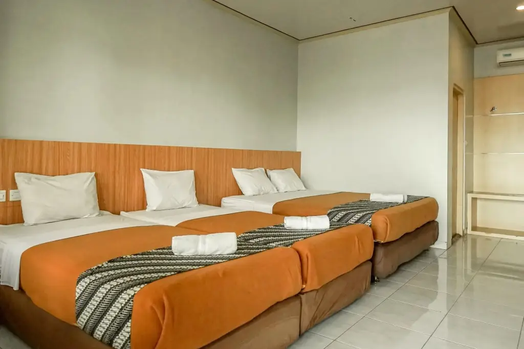 Airlangga Hotel — фото 1