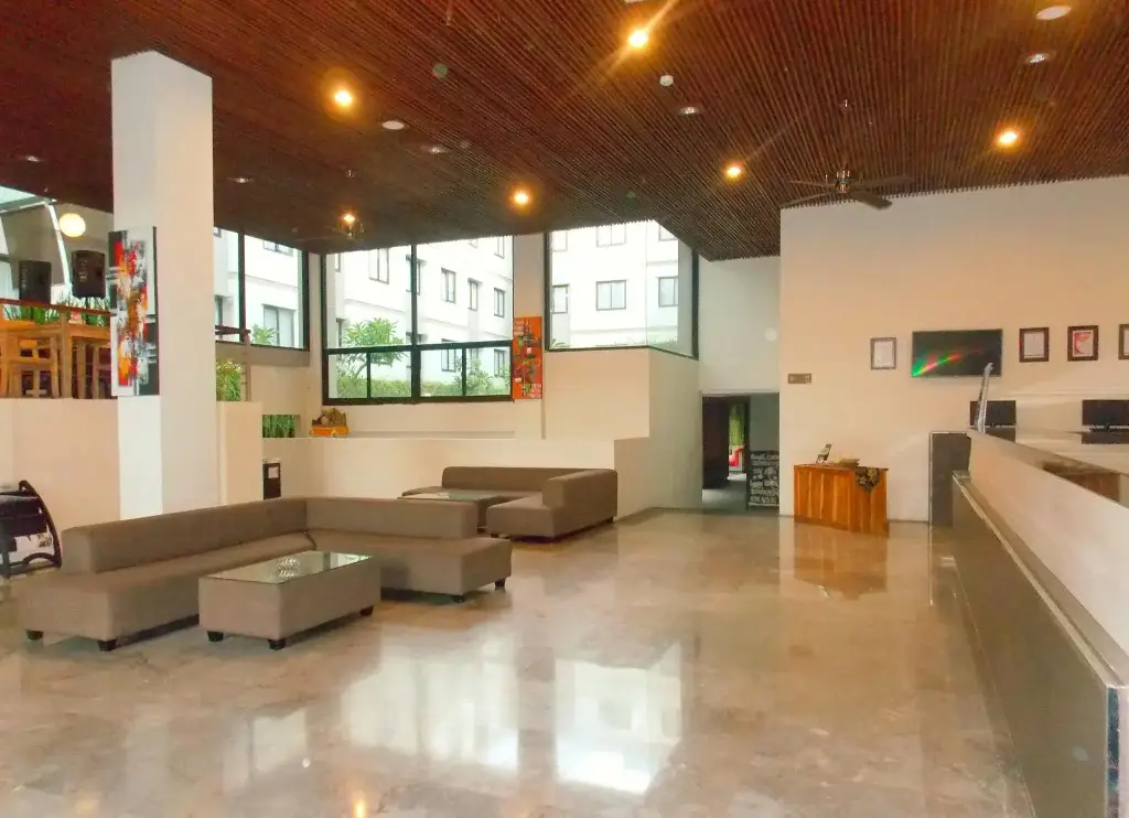 Кута: Hotel Dafam Savvoya Seminyak