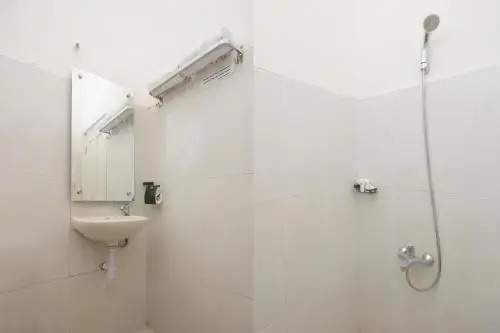 Депок: Shabrina Homestay Syariah