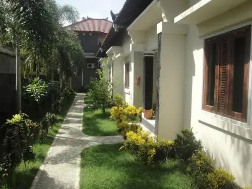 Jerowaru: Bule Villa