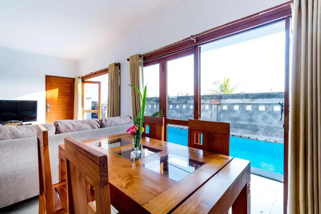 Пекутатан: Medewi Surf Villa