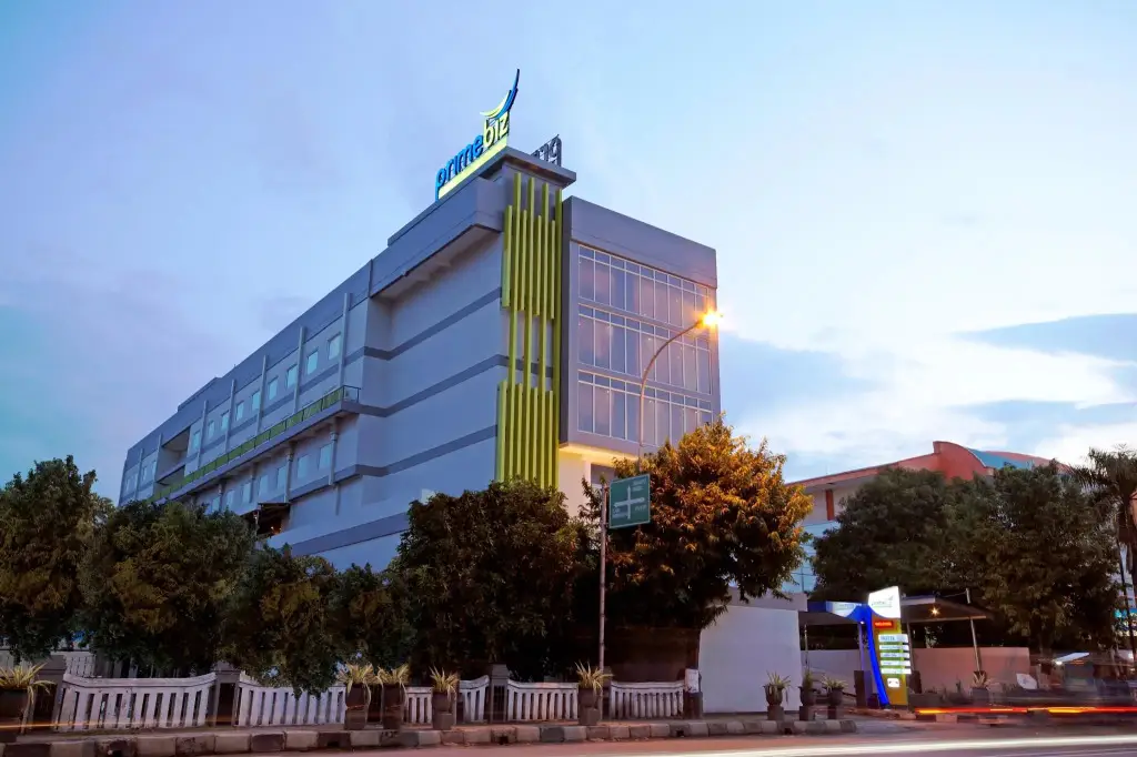 Hotel PrimeBiz Tegal — фото 1