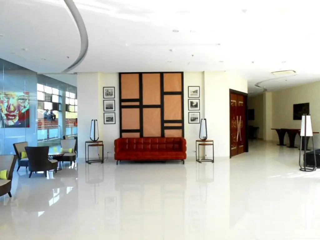 Тегал: Hotel PrimeBiz Tegal
