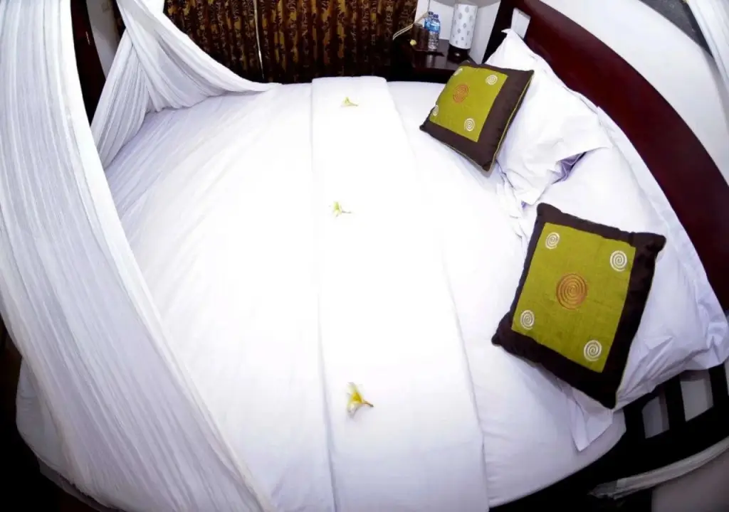 Семарапура: De Umah Bali Eco Tradi Home