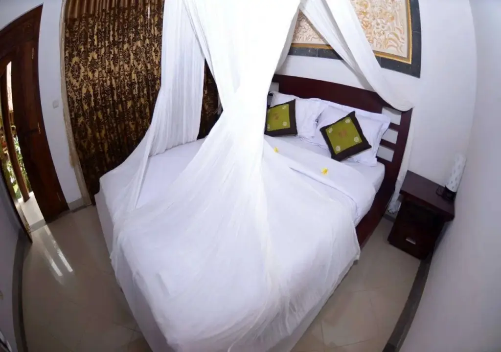 Семарапура: De Umah Bali Eco Tradi Home