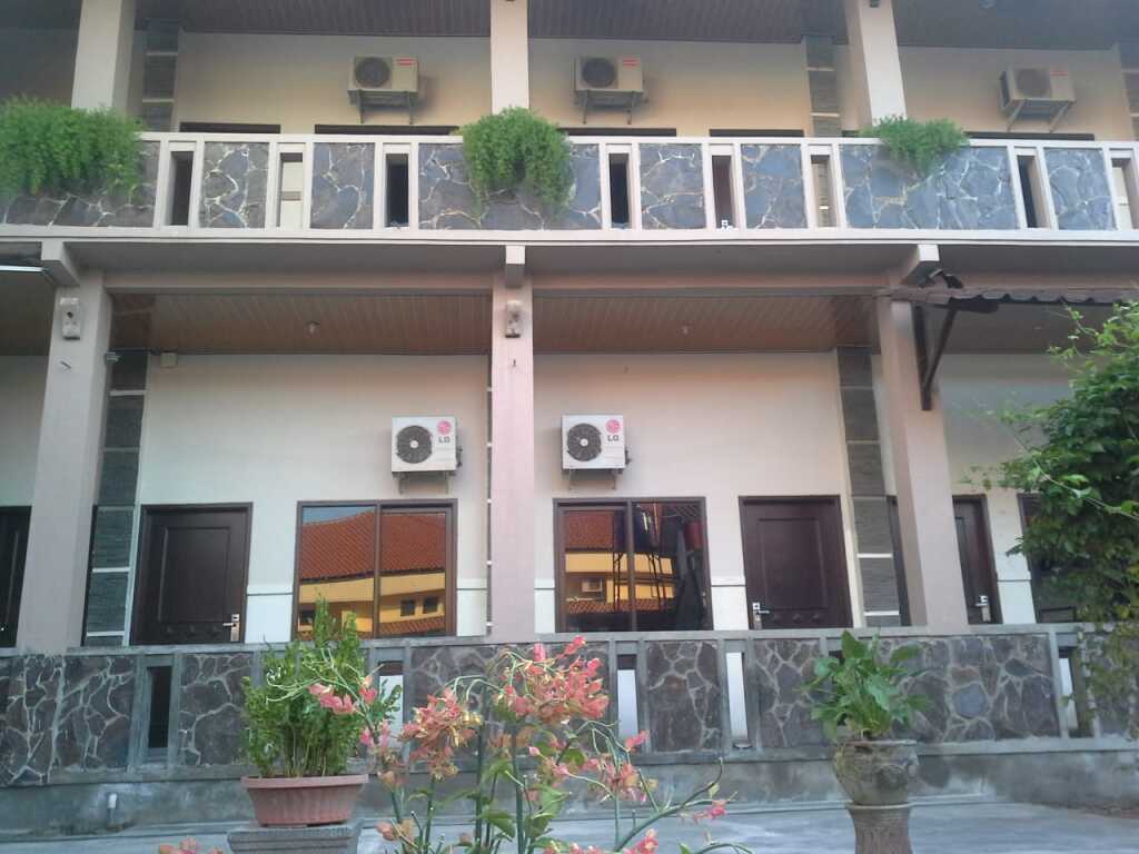 Raya Resort Hotel — фото 1