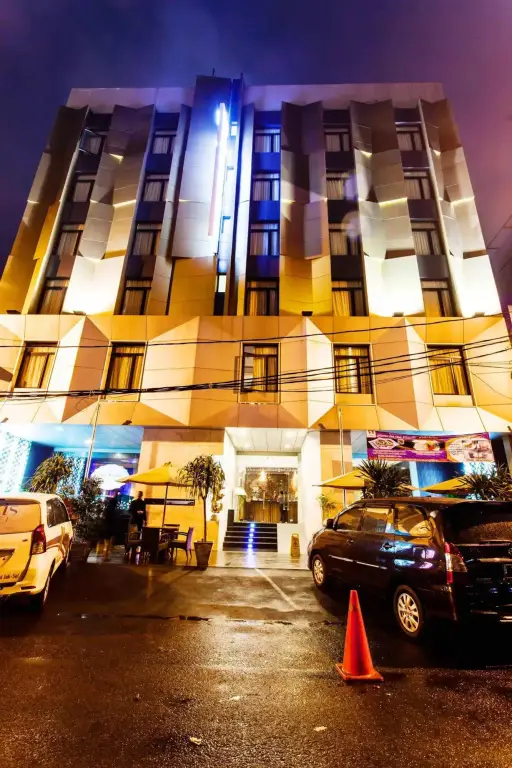 Джакарта: ZEN Premium Blok M Palatehan
