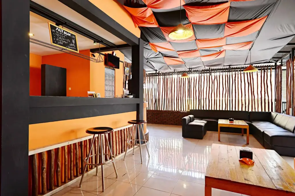Бандунг: ZEN Rooms Riau Natuna