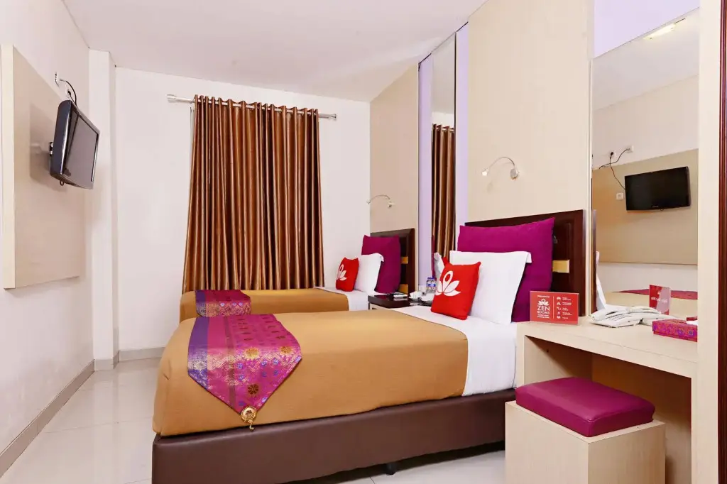 Бандунг: ZEN Rooms Riau Natuna