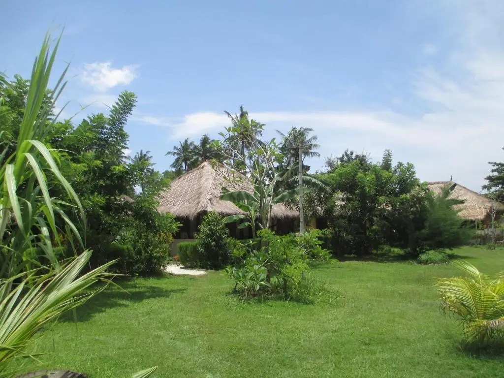 Прайя: Selong Belanak Bungalows