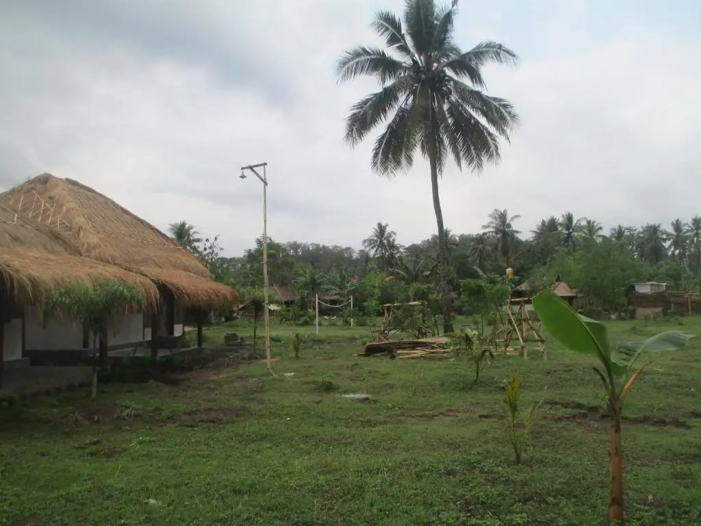 Прайя: Selong Belanak Bungalows