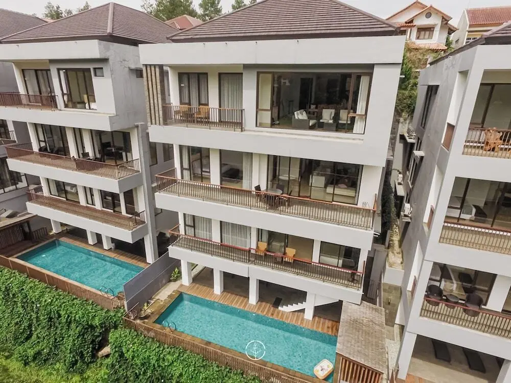 Сименьян: Tulip Hill View 6BR Villa with pool and movie room