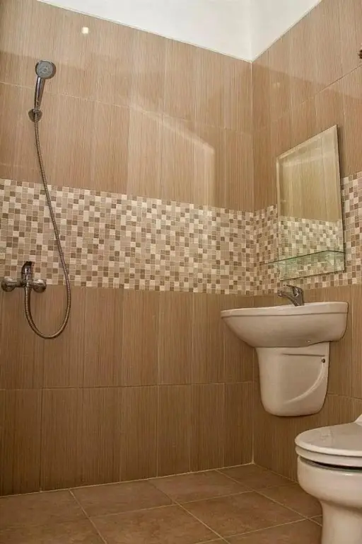 Суракарта: Kartika Syariah Guest House
