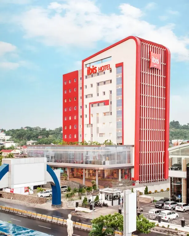 Манадо: ibis Manado City Center Boulevard