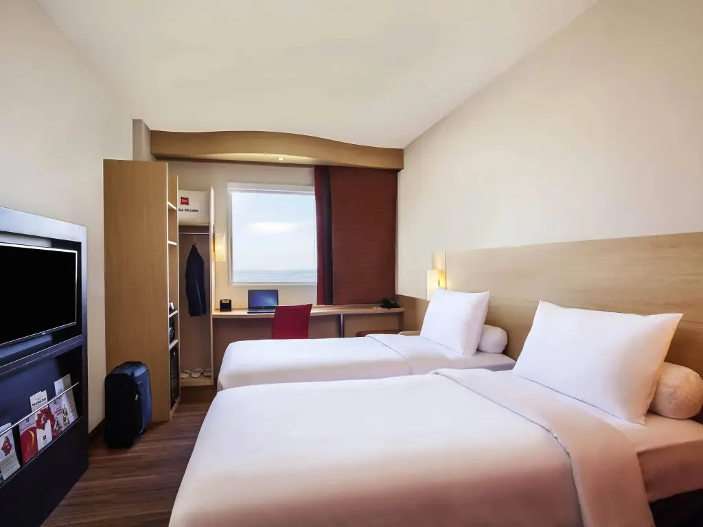 Манадо: ibis Manado City Center Boulevard