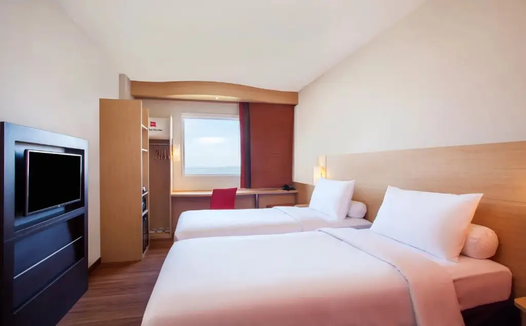 Манадо: ibis Manado City Center Boulevard