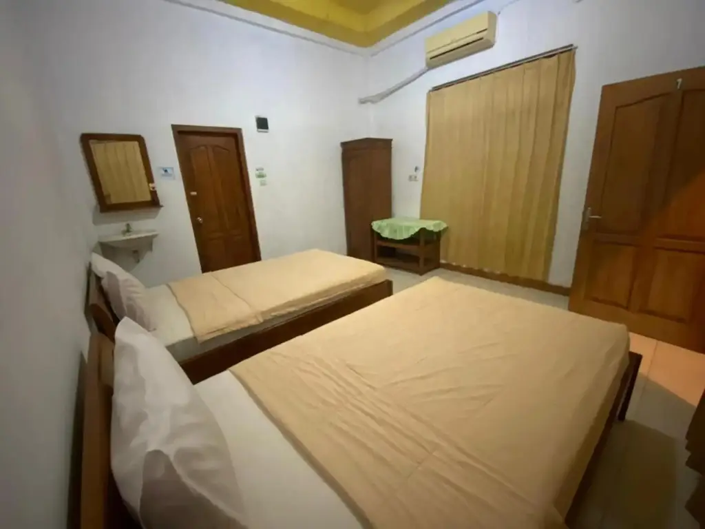 Лабуан-Баджо: Surya Hotel Labuan Bajo