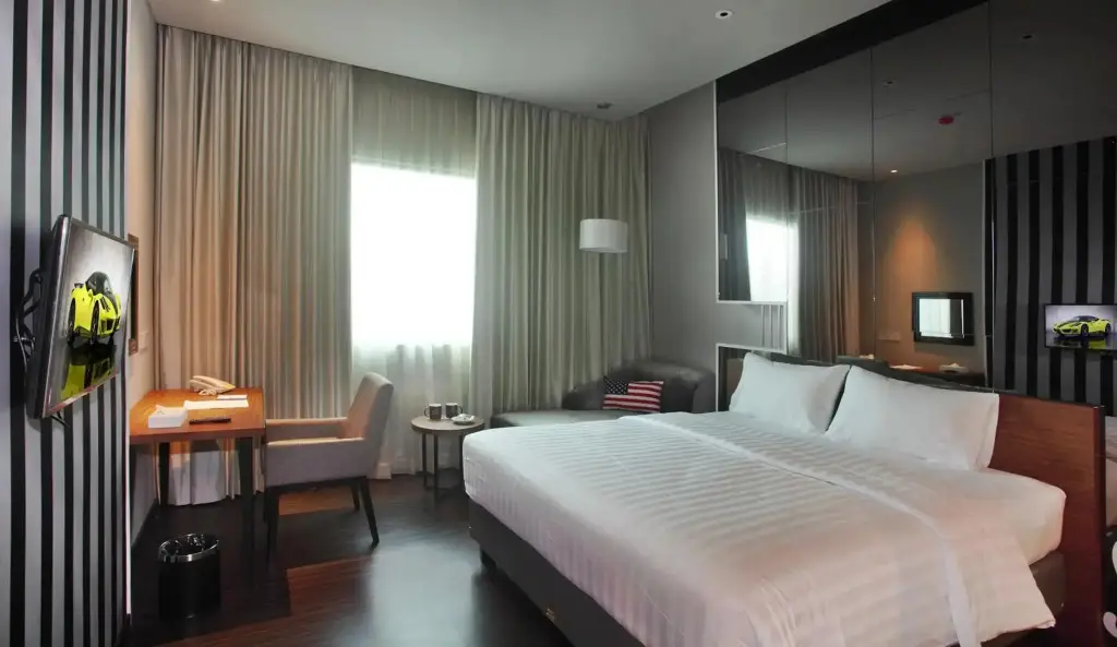 Джакарта: Cabin Hotel
