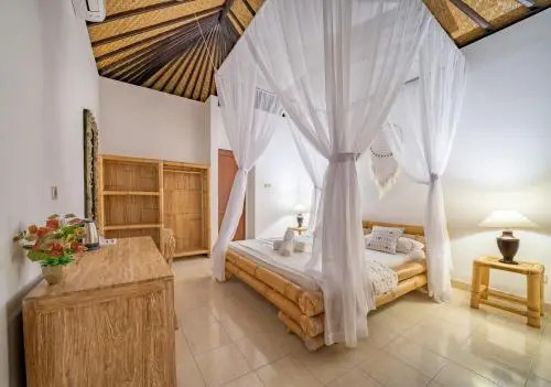 Бунутан: Green CoCo House