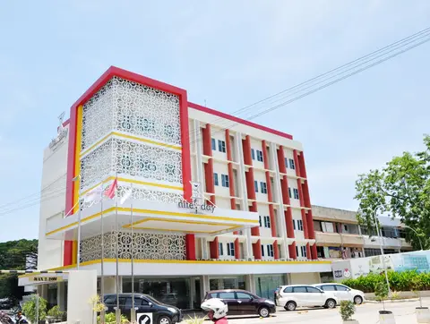 Nite and Day Batam Jodoh Square — фото 1