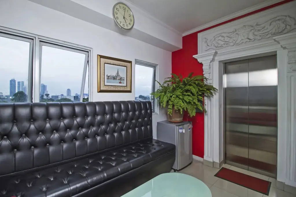 Джакарта: RedDoorz Plus @ Guntur Raya Setiabudi