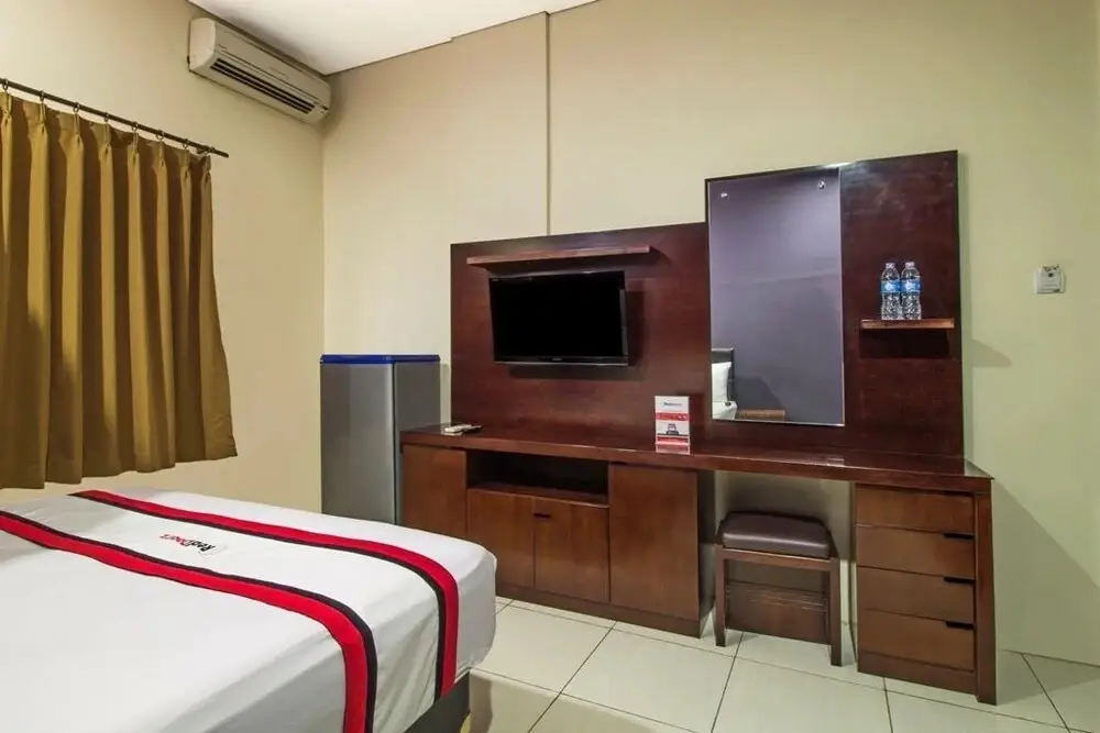 Джакарта: RedDoorz @ Karet Kuningan