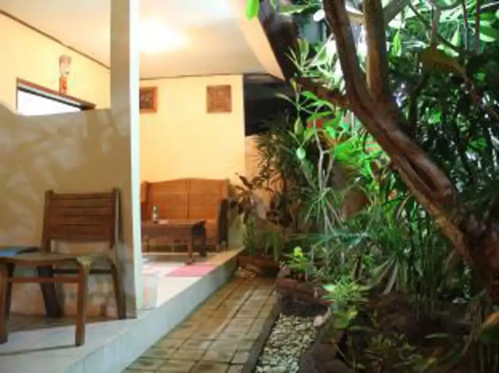 Кута: Arnawa Inn