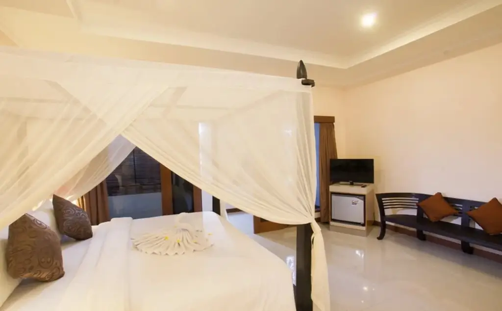 Кута: M & D Guest House Seminyak