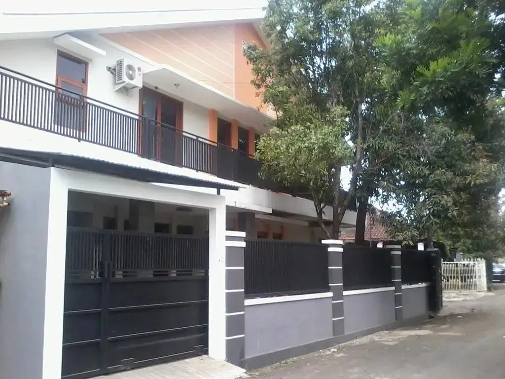 Бандунг: Rumah Sarwestri B&B