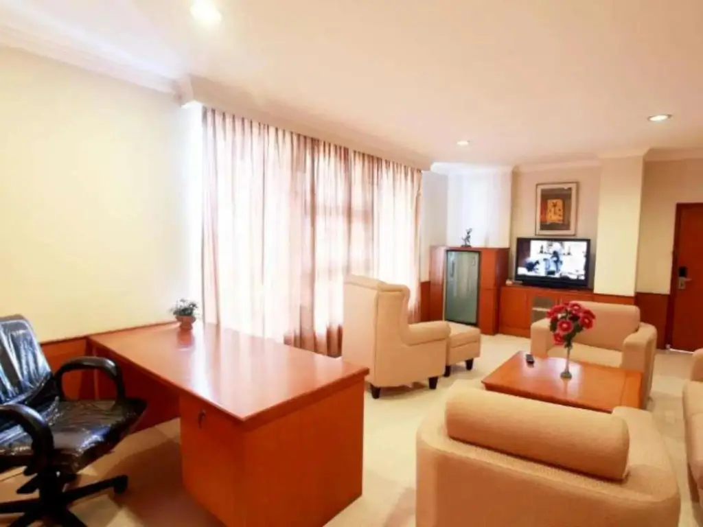 Тегал: Horison Plaza Tegal
