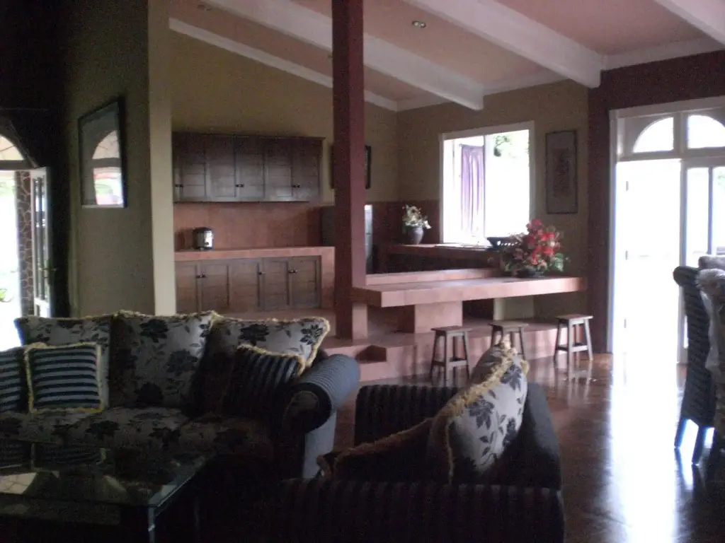 Сизаруа: Hotel Tjokro