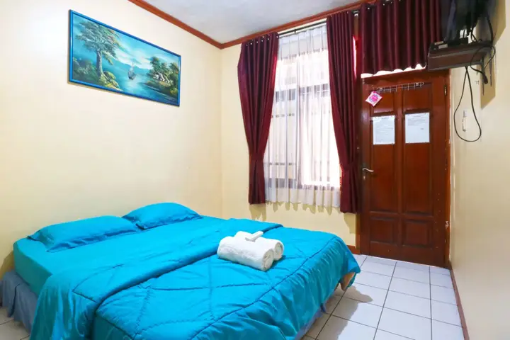 Сизаруа: Villa Aries Biru