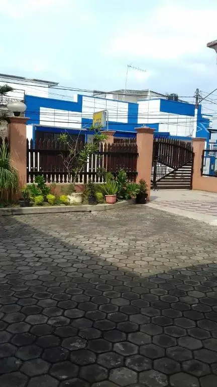 Бату: Villa Ardon Batu