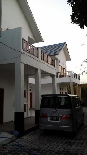 Матарам: Sama Sama Villa
