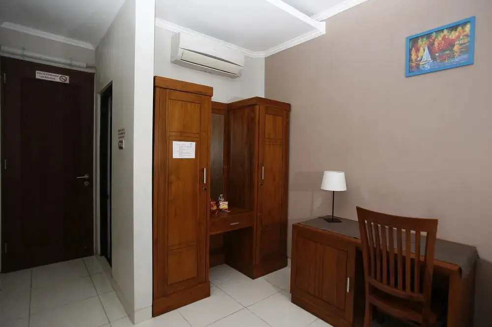Джакарта: RedDoorz @ Kebon Baru