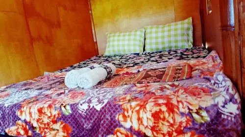 Jerowaru: Pondok Indah Bungalows Tetebatu