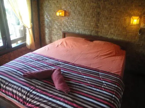 Jerowaru: Pondok Indah Bungalows Tetebatu