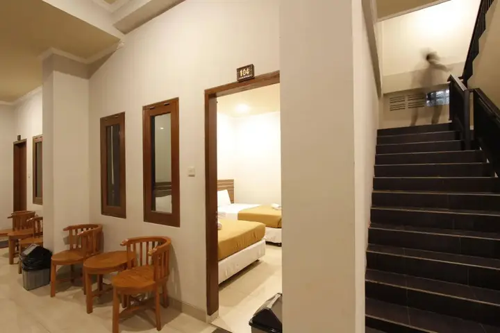 Матарам: Palapa Hotel