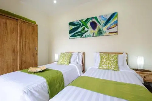 Денпасар: Sanur Sunrise Villa