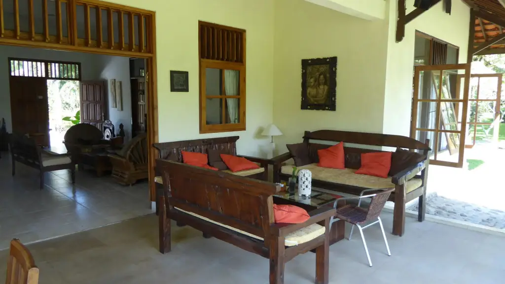 Калибару: Villa Rumah Kita