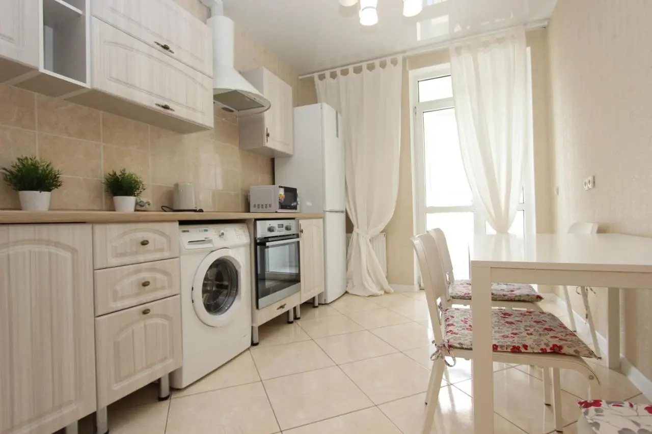 Краснодар: Apartment on Krasnaya 176