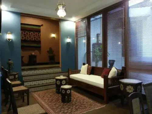 Сукарайя: Villa Amadaha