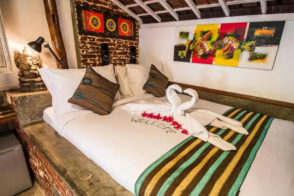 Педжаракан: Hobbit's House Homestay