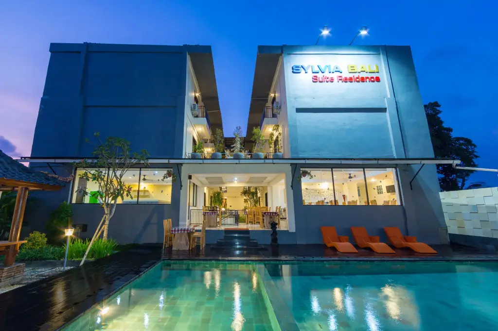 RedDoorz Plus near Mall Bali Galeria 2 — фото 1