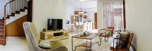 Кута: Tolgay Living Villas