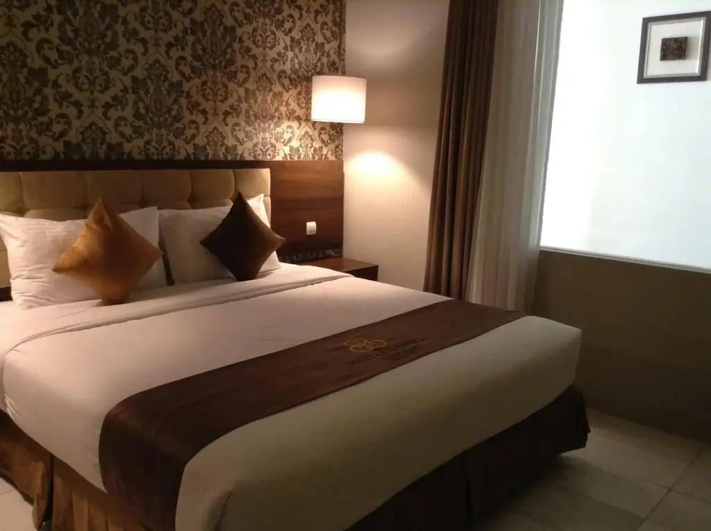 Магеланг: Hotel Safira Magelang