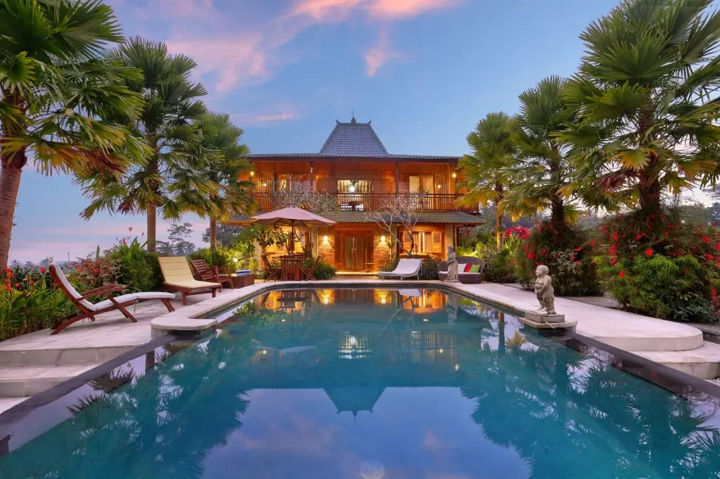 Пенебел: Ti Amo Bali