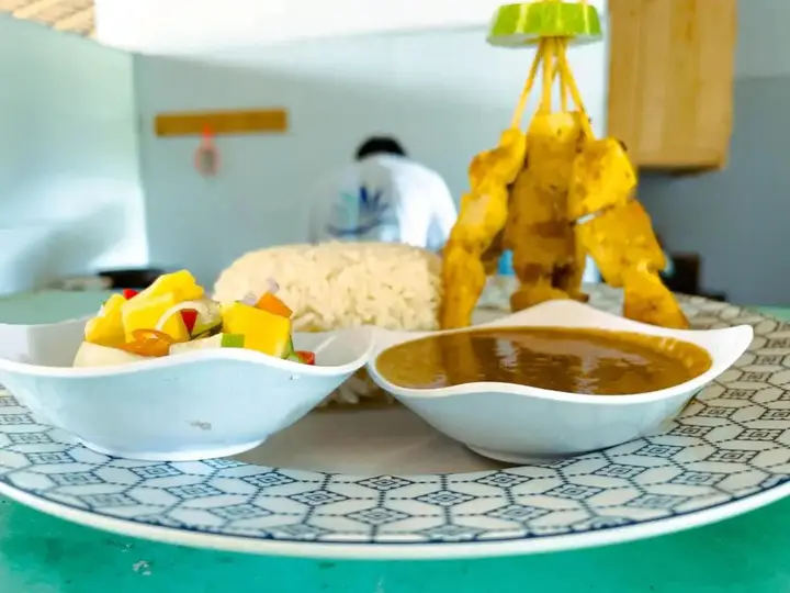Гили-Мено: Villa Samalas Resort and Restaurant