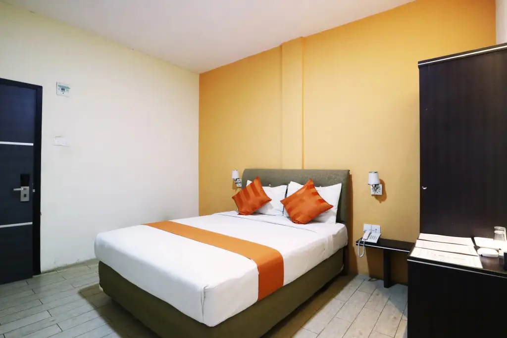 Батам: Blitz Hotel Batam Near Sultan Mahmud Ri'ayat Shah Mosque